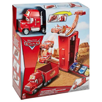 Disney Cars Mac Tır ve Yarış Set DVF39